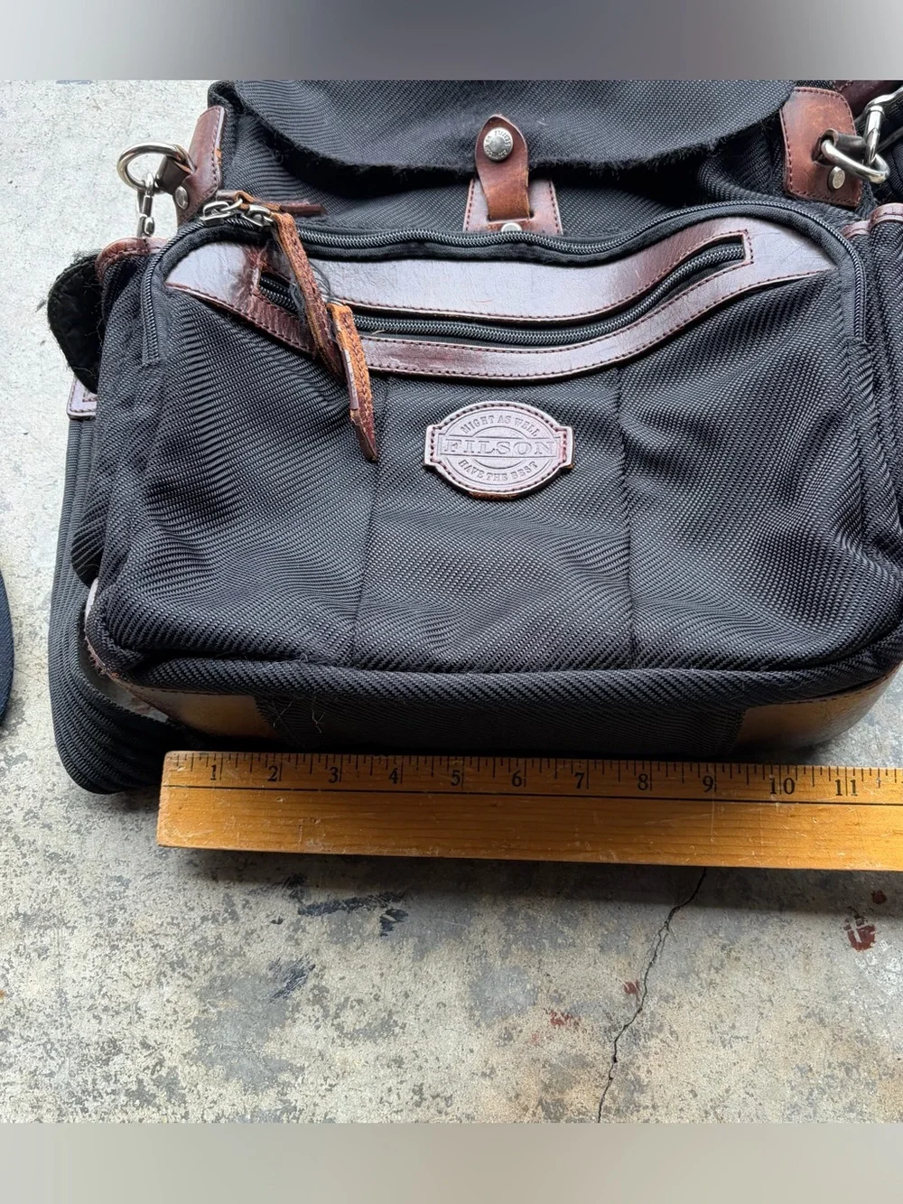 Filson Passage Computer Bag Nylon Leather Trim